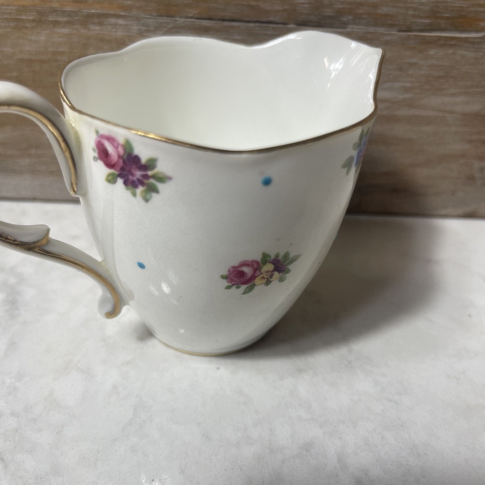 Paragon Vintage Fine Bone China Creamer Made In England